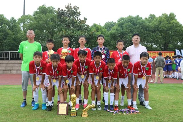 武磊返回俱乐部继续恢复 大概率无缘国足18强赛