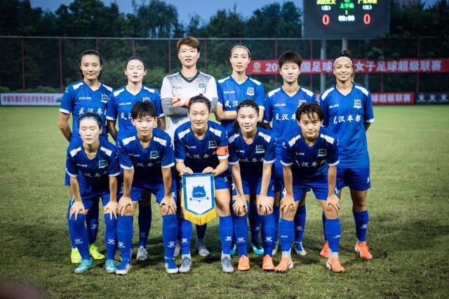 近11次京粤大战首钢仅1胜 莱登：攻联防出问题